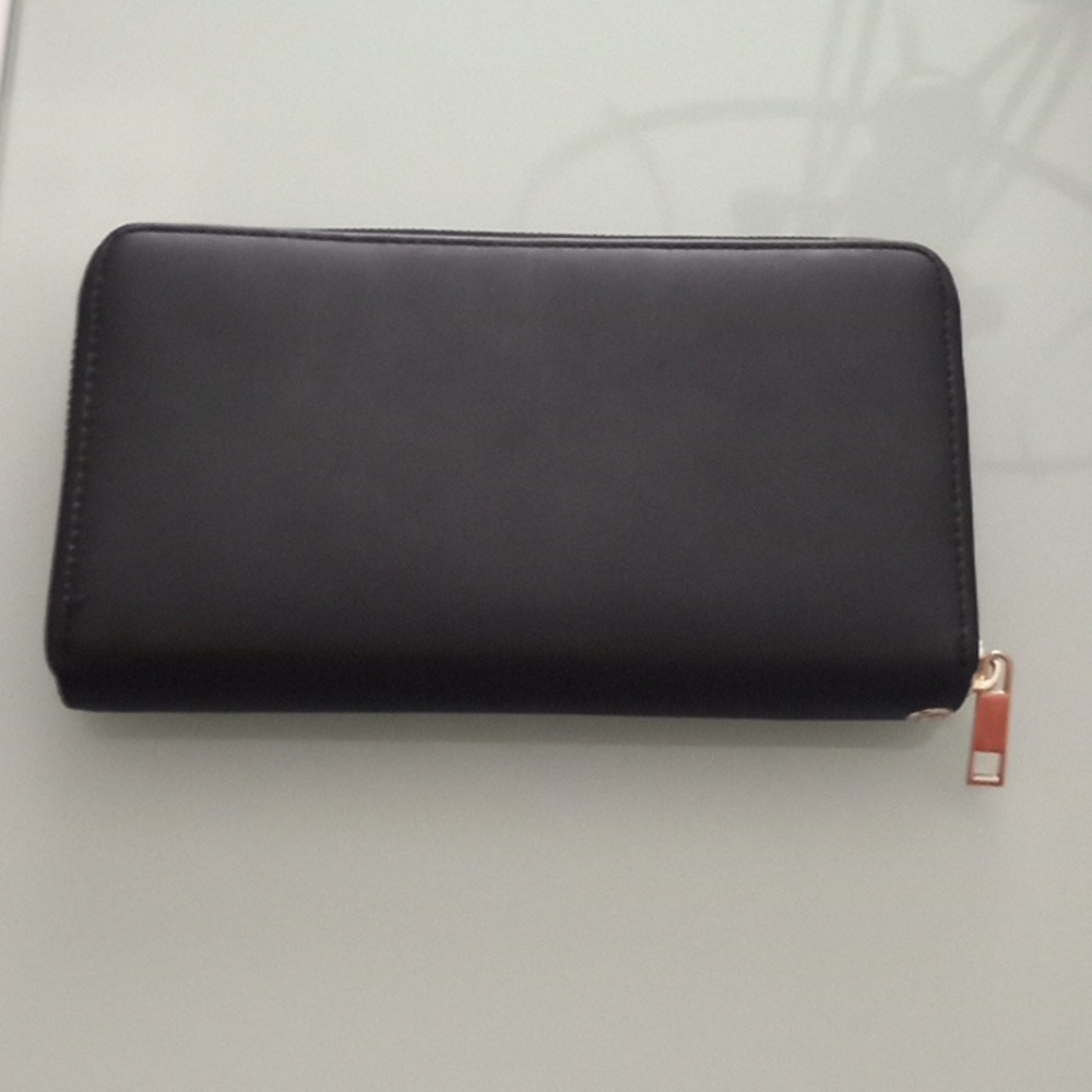 Cluci clutch wallet